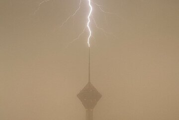 رعد و برق؛ رازهای پدیدهای که از خورشید هم داغتر است!