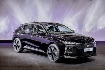 رونمایی از ماشین لوکس فرانسوی با یک طراحی خاص/ عکس