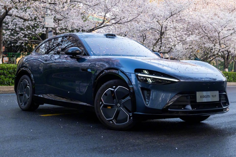 شیائومی: ۱۰ هزار اکانت جعلی درباره خودرو ما شایعهپراکنی میکنند