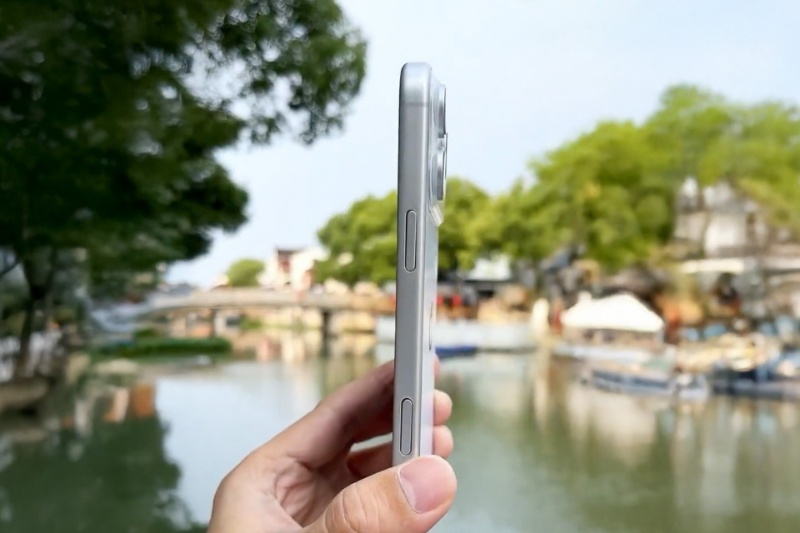 ماکت آیفون ۱۷ پرو مکس بهنمایش درآمد؛ ضخیمتر و سنگینتر از نسل قبل