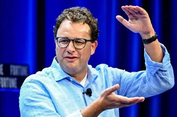 مدیرعامل آنتروپیک: هوش مصنوعی از انسان هم کمتر توهم می‌زند!