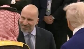 مدیرعامل ایرانی کنار بن‌سلمان و ترامپ /دیدار جنجالی در ریاض!