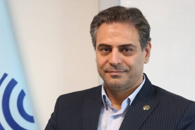 مدیرعامل شرکت مخابرات: شهرداری‌ها در توسعه فیبرنوری همکاری نمی‌کنند