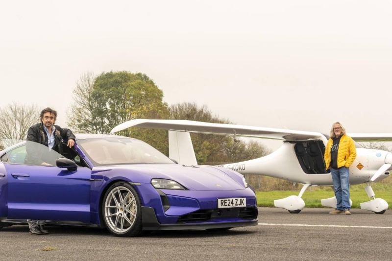 مسابقه نفس‌گیر پورشه تایکان با هواپیما؛ وقتی مجری‌های سابق تاپ گیر غوغا می‌کنند