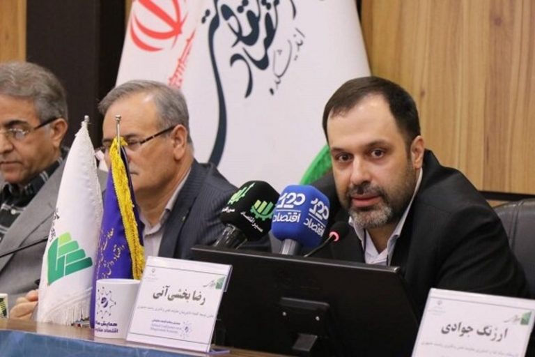 معاون توسعه اقتصاد دانش‌بنیان معاونت علمی به دلیل نارضایتی فعالان اکوسیستم برکنار شد