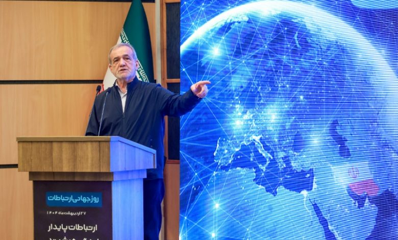 هشدار رئیسجمهور: قاچاق، فساد بانکی و زمینخواری محصول بیاطلاعی و نبود داده است