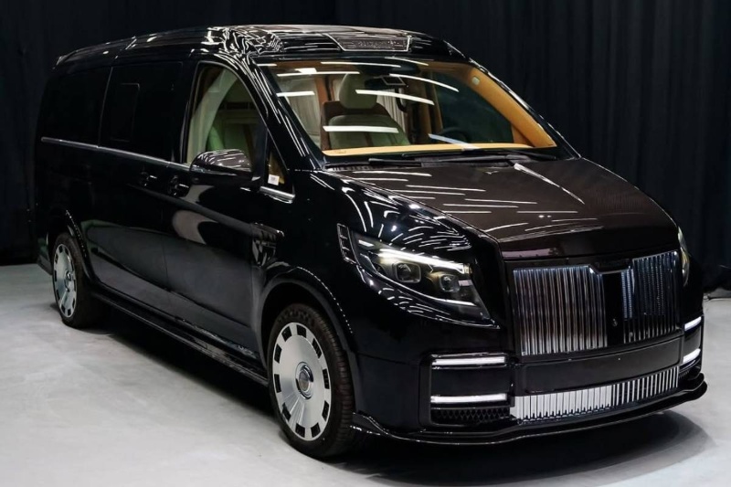 ونهای معروف مرسدس با امضای منصوری؛ مدلهای سفارشی رونمایی شدند