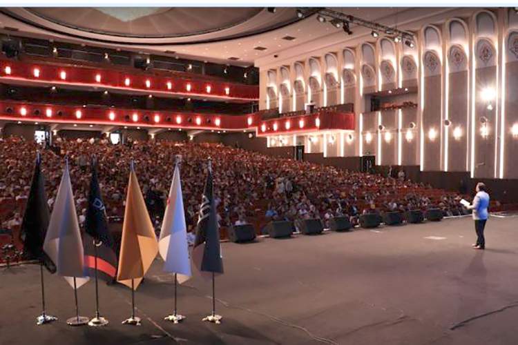 گردهمایی مدیران ارشد کسب‌وکارها در قالب بیزینس سامیت 2025 برگزار شد