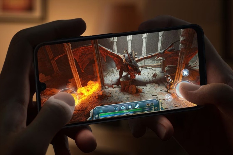 گلکسی بادی ۴ معرفی شد؛ گوشی تجاری سامسونگ با وعده ۵ سال آپدیت اندروید