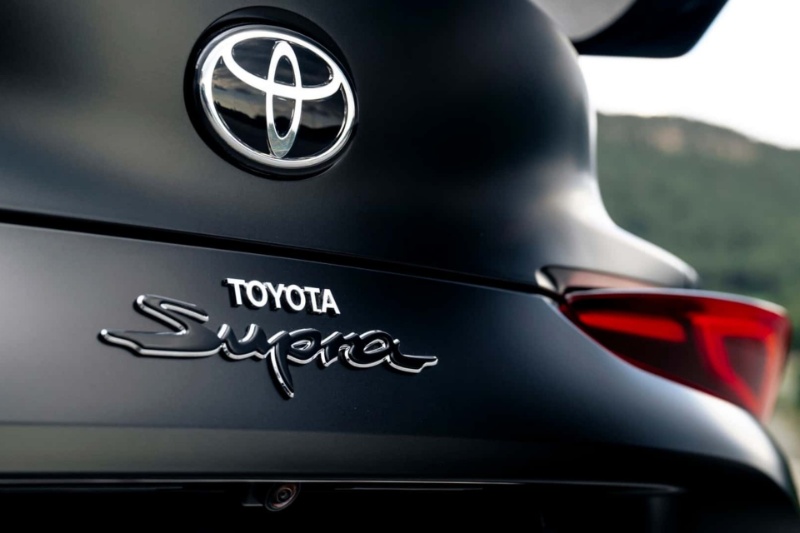 ۱۰۰ هزار یورو بالاتر از قیمت عادی؛ معامله عجیب خودرو افسانهای سوپرا