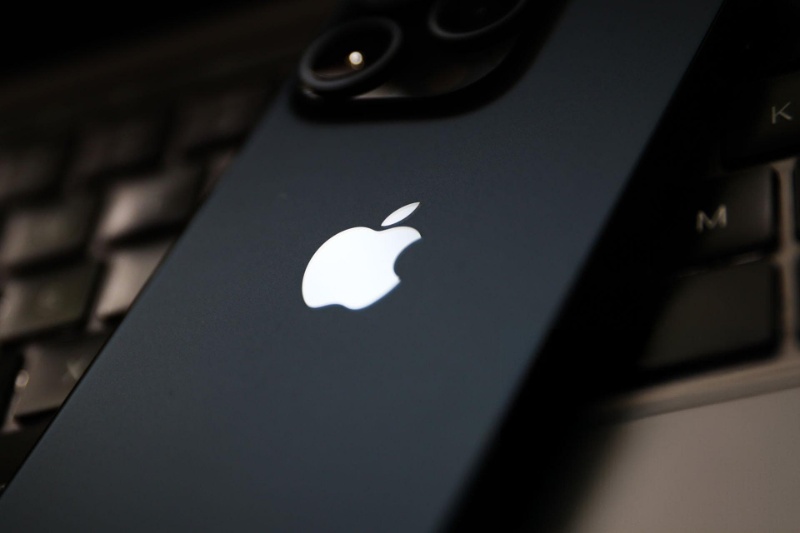 خیز اپل برای رقابت با ChatGPT؛ استارتاپ معروف خریداری میشود؟