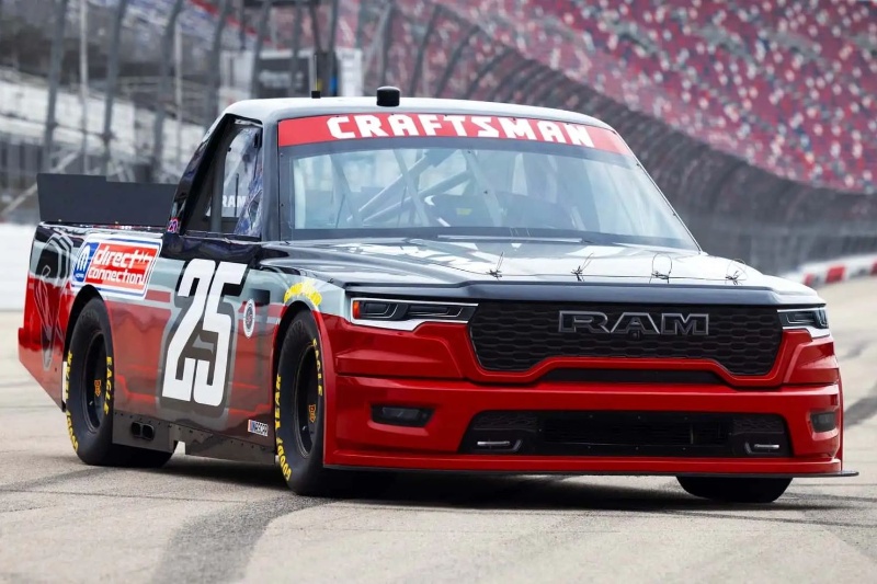 رم به مسابقات جذاب نسکار برمیگردد؛ نوبت دوج هم میرسد؟