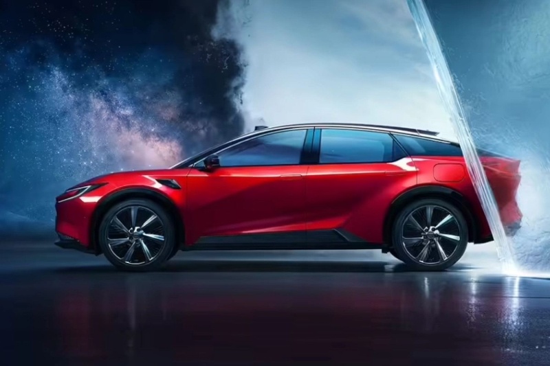 شاسی‌بلند کوپه ۲۰۲۵ تویوتا رونمایی شد؛ بسیار خوش‌قیمت‌تر از رقبا