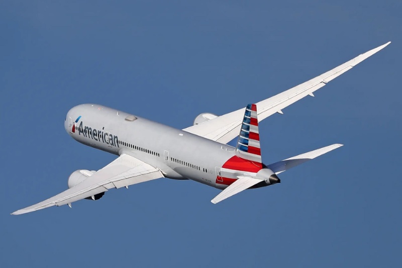 عجیب اما واقعی؛ وقتی هواپیما در فرودگاه مقصد جا نمیشود!