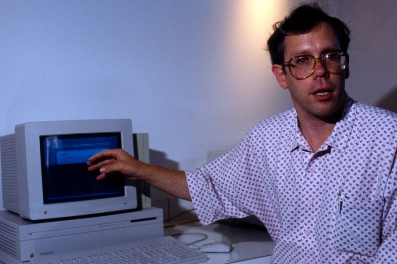 مردی که دنیای کامپیوتر را برایمان «دیدنی» کرد، چشم از جهان فروبست