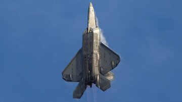 چرا F-22 هنوز نتوانسته هیچ جنگنده‌ای را سرنگون کند؟