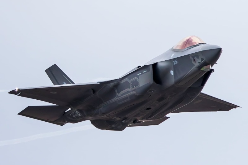 جنگنده F-35 اصلاح می‌شود؛ عرضه مدل بدون خلبان در سال‌های آینده