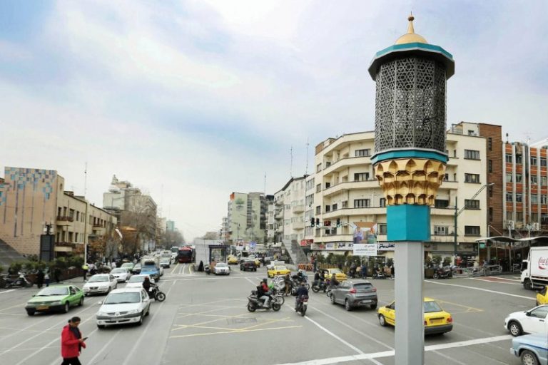 عضو شورای شهر تهران: در شرایط بحرانی اطلاعرسانی با گوشی روش درستی نیست؛ میتوان از بلندگو استفاده کرد