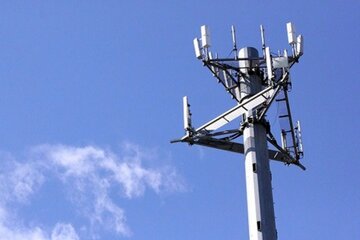 نصب دکل‌های مخابراتی جعلی تکذیب شد