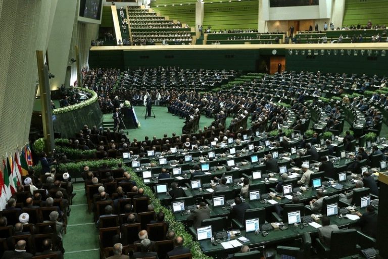 واکنش مجلس به لایحه کنترل اخبار فضای مجازی؛ موافقان و مخالفان چه گفتند؟