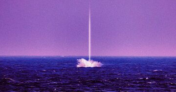 کپسول خاکستر درگذشتگان به‌جای فضا سر از اقیانوس درآورد