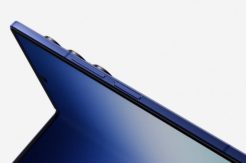 گلکسی زد فولد ۷ رونمایی شد؛ پرچمدار تاشو سامسونگ با تغییری بحثبرانگیز