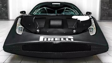 از پیست تا حراجی / فروش نمونه اولیه لافراری با قیمت میلیون دلاری