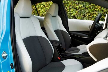 راحت‌ترین صندلی‌های خودرو در سال ۲۰۲۵ / از تویوتا کرولا تا پورشه ۹۱۱