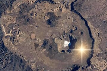 لکه سفید مرموز در صحرای آفریقا /فضانوردان ناسا پرده از راز شگفت‌انگیز صحرای آفریقا برداشتند