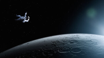 چرا فضانوردان در فضا دچار گرفتگی بینی می‌شوند؟