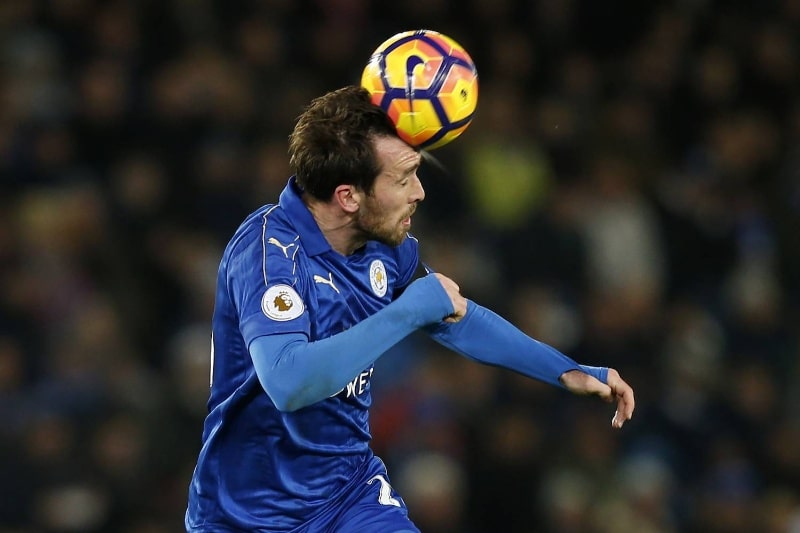 آسیب پنهان فوتبال؛ ضربات سر حتی بدون ضربه مغزی نیز به مغز آسیب میزنند