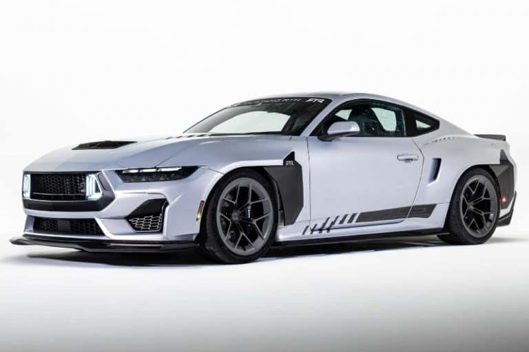 این موستانگ با نصف قیمت GTD قدرت بیشتری از آن خودرو دارد