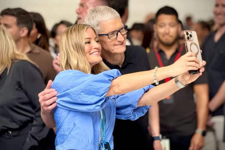 با آیفون ۱۷ دیگر عکس‌های سلفی خراب نمی‌شود!