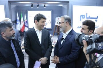 بازدید وزیر ارتباطات از پاویون منطقه ویژه اقتصادی و فرودگاه بین المللی پیام