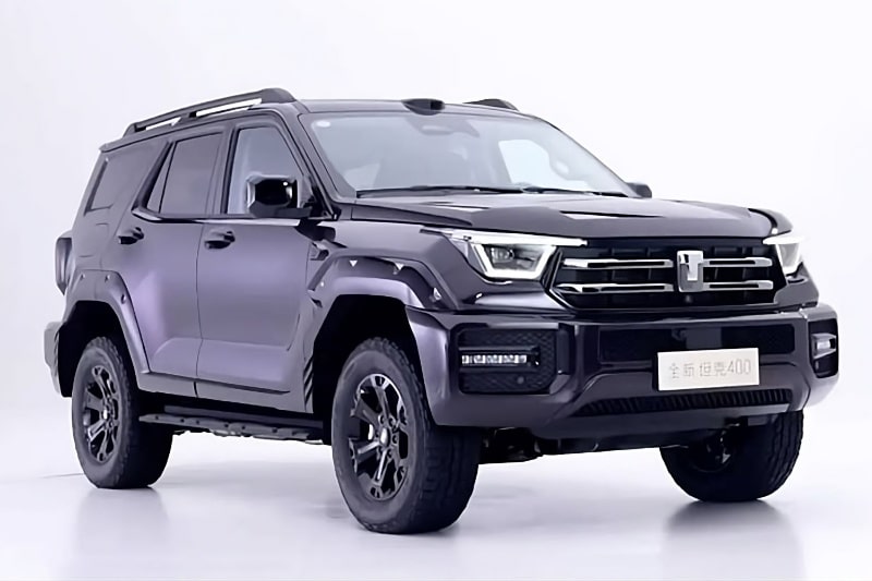 تانک ۴۰۰ رونمایی شد؛ شاسی‌بلند غول‌پیکر با طراحی مهیج و موتور دوگانه