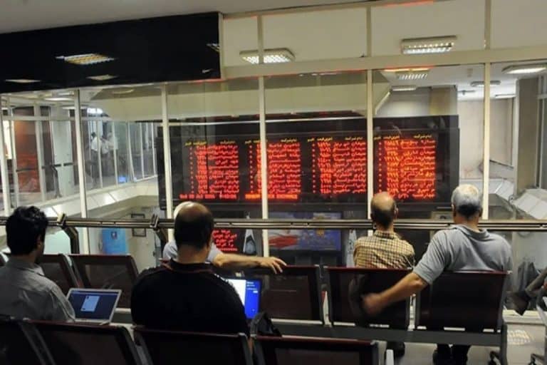 تزریق ۱.۳ همت پول به بورس در آستانه بازگشت تحریمهای سازمان ملل