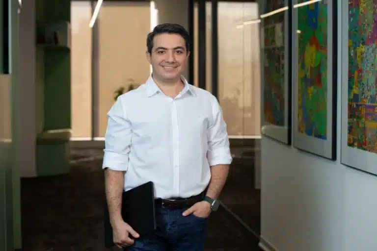 جذب سرمایه ۹۰ میلیارد تومانی «دیدار»؛ هم‌بنیان‌گذار دیجی‌کالا روی CRM دیدار سرمایه‌گذاری کرد