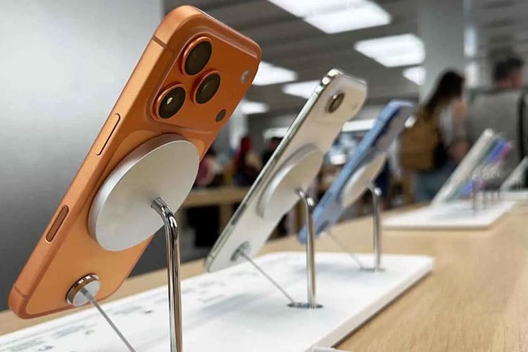 جنجال خط و خش‌های آیفون ۱۷؛ اپل علت واقعی را توضیح داد