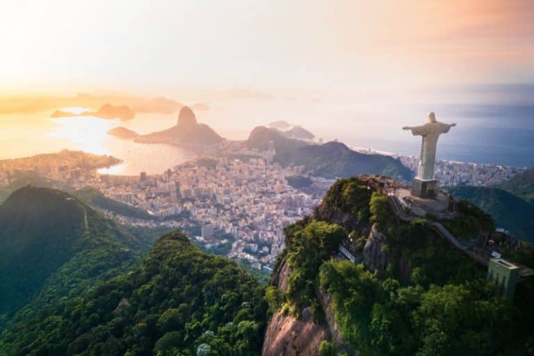 سفیران گشت: رکوردِ گردشگری ثبت شد اما برزیل هنوز نتوانسته از پتانسیل کامل خود بهره ببرد