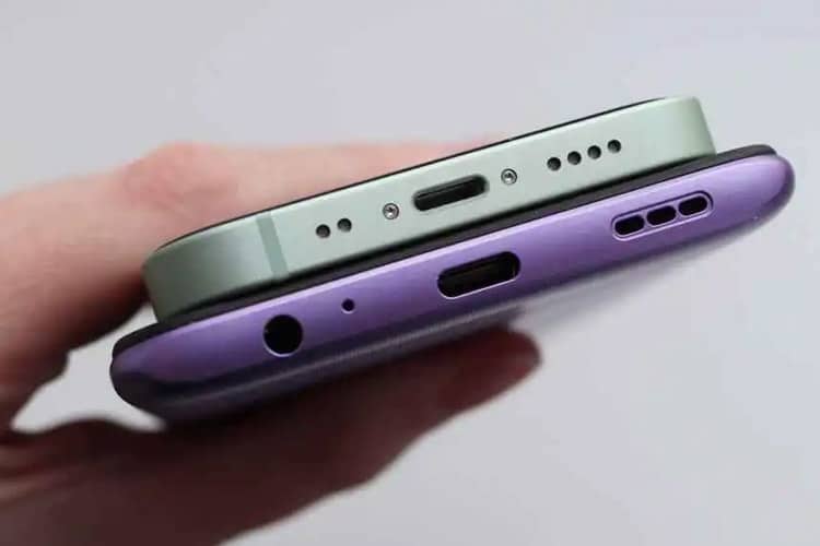 سوراخ‌های کوچک گوشی‌های هوشمند چه کاربردی دارند؟