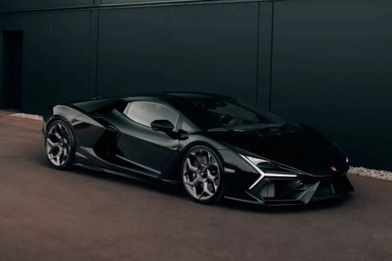 مدل نفیس لامبورگینی روئلتو با طراحی تهاجمیتر و جدیتر رونمایی شد