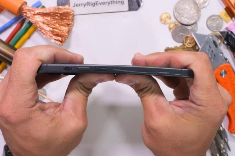 مستحکم و بادوام؛ تست مقاومت آیفون ۱۷ + ویدیو