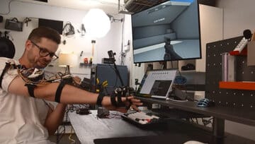 نوآوری یا تقلب سطح بالا؟ / روش عجیب یک گیمر برای افزایش دقت