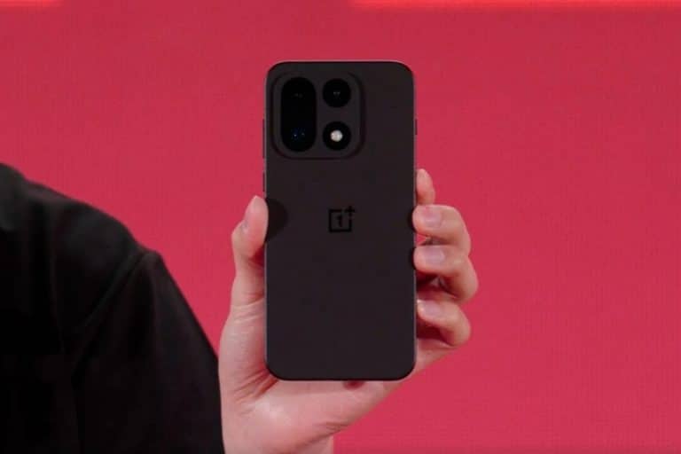 وانپلاس ۱۵ بهنمایش درآمد؛ گوشی بسیار قدرتمند با تراشه جدید اسنپدراگون