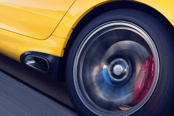 چرا در خودروها از اگزوزهای کنار بدنه استفاده می‌شود؟ /عکس