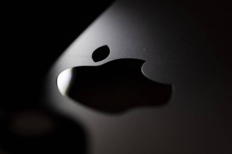 اتهام سنگین به اپل؛ تبعیض مذهبی علیه کارمند قدیمی