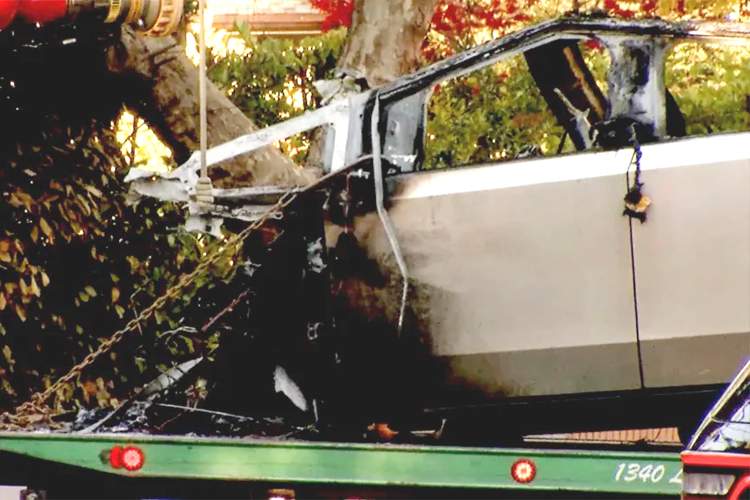 اتهام مرگبار علیه تسلا: دستگیره‌هایی که قفس مرگ ساختند