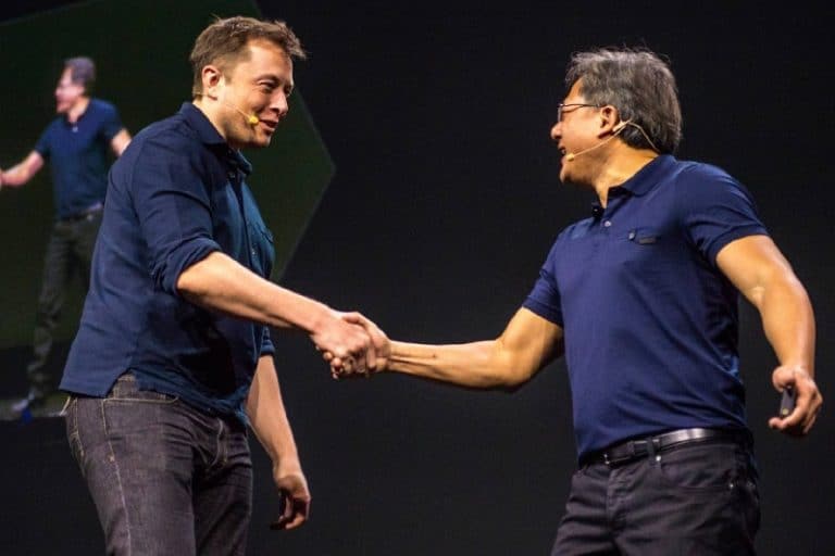 ارزشمندترین شرکت دنیا با استارتاپ هوش مصنوعی ایلان ماسک وارد همکاری می‌شود