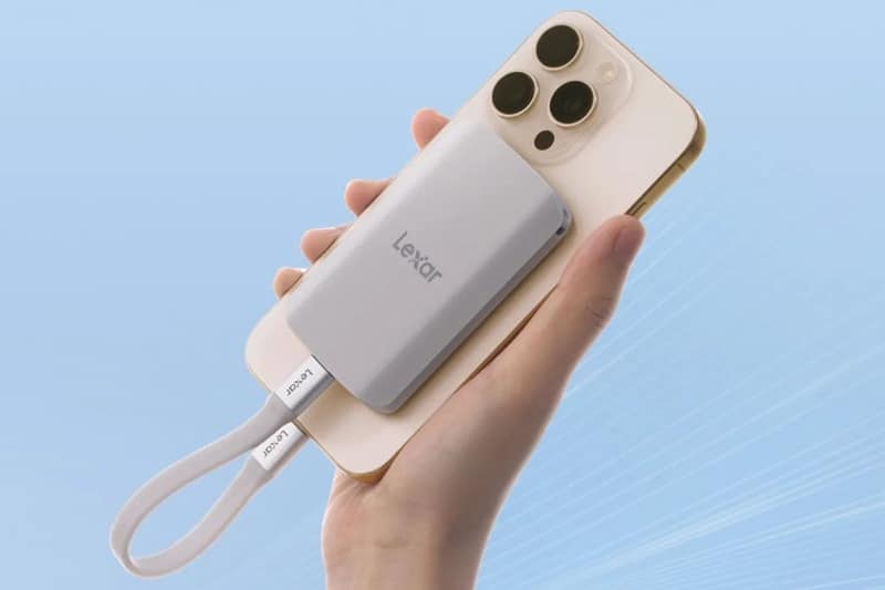 این اس‌اس‌دی مستقیما به پشت گوشی می‌چسبد و بسیار مقاوم است