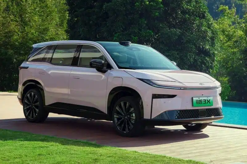 باورنکردنی: تویوتا در یک ماه فقط ۱۸ خودرو برقی به ساکنان ژاپن فروخت